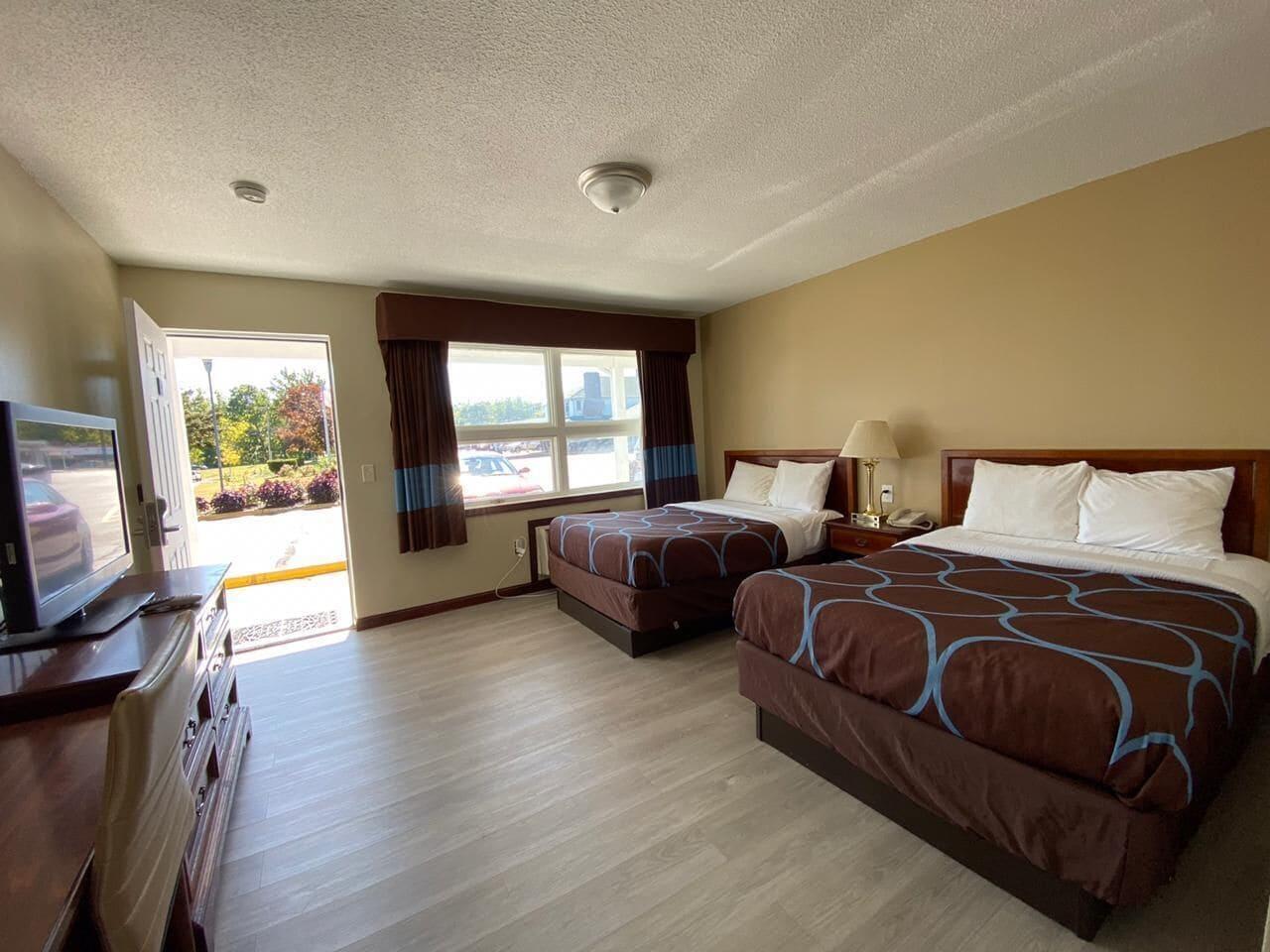 Moosup Elite Inn מראה חיצוני תמונה